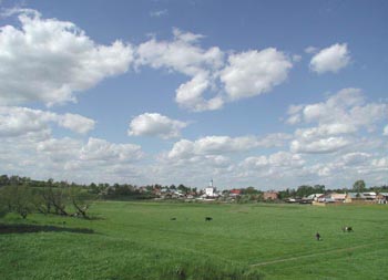 Вид центральной части Суздаля с Ильинского луга.